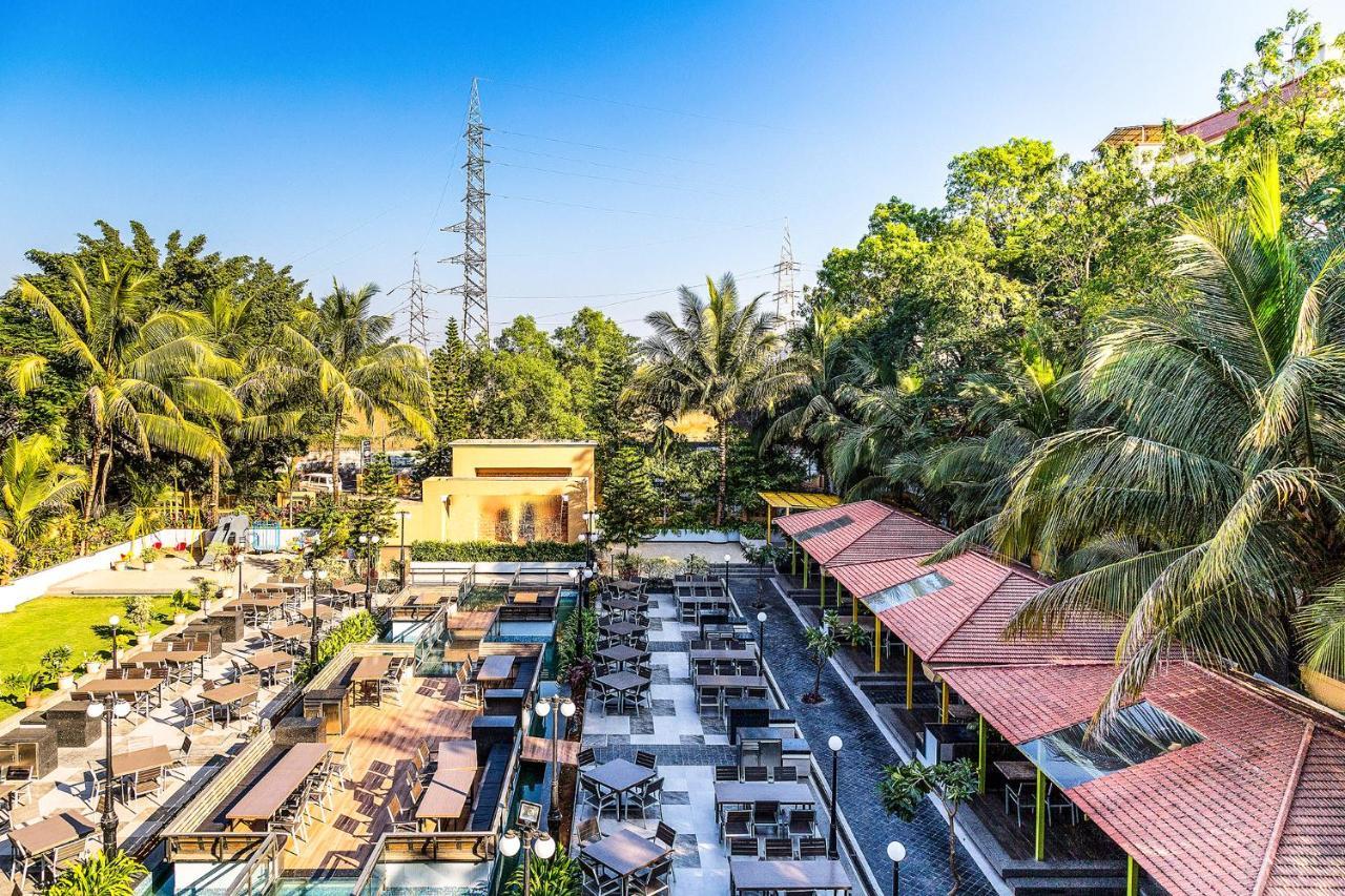 פונה Collection O Hotel Rajwada Near The Pavillion מראה חיצוני תמונה